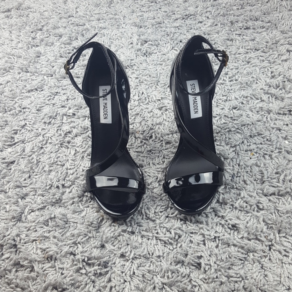 Steve Madden black heels.
